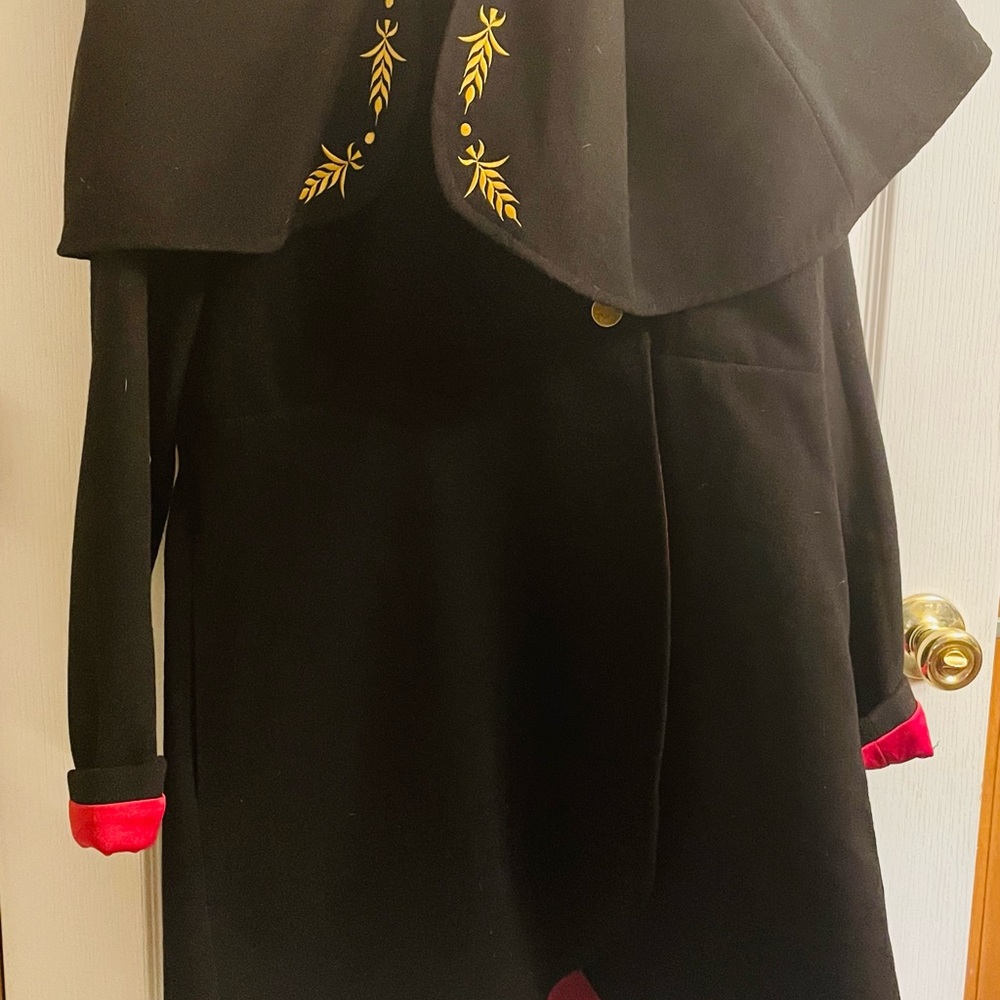 Disney Her Universe Disney Princess Anna Frozen 2 Black and Red Coat